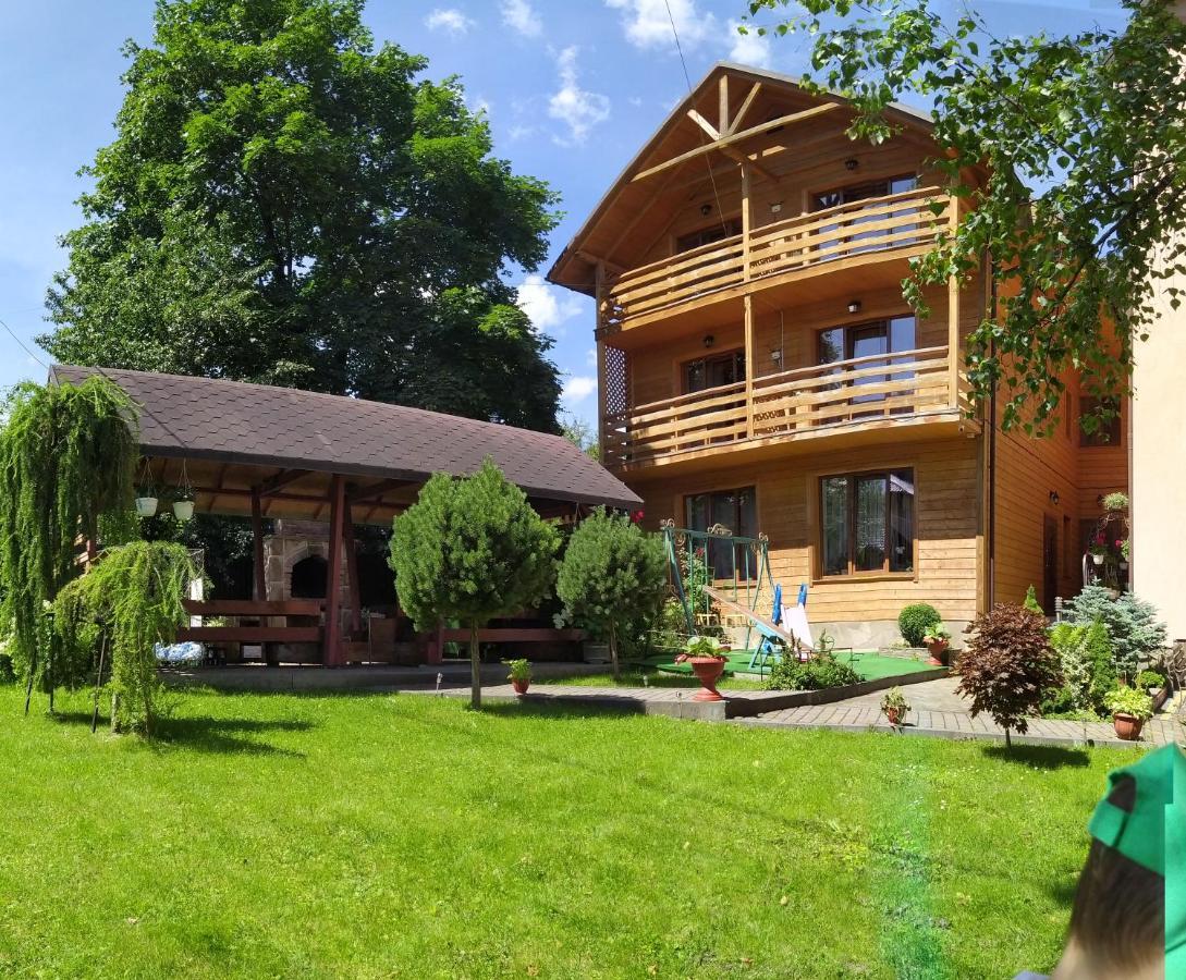 Guest House Shafran Jaremtsje Eksteriør bilde