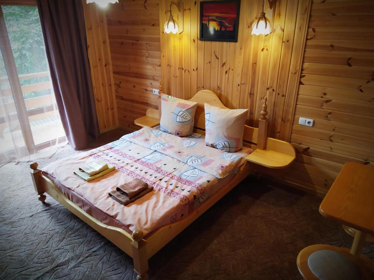 Guest House Shafran Jaremtsje Eksteriør bilde