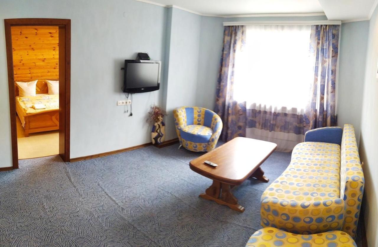 Guest House Shafran Jaremtsje Eksteriør bilde